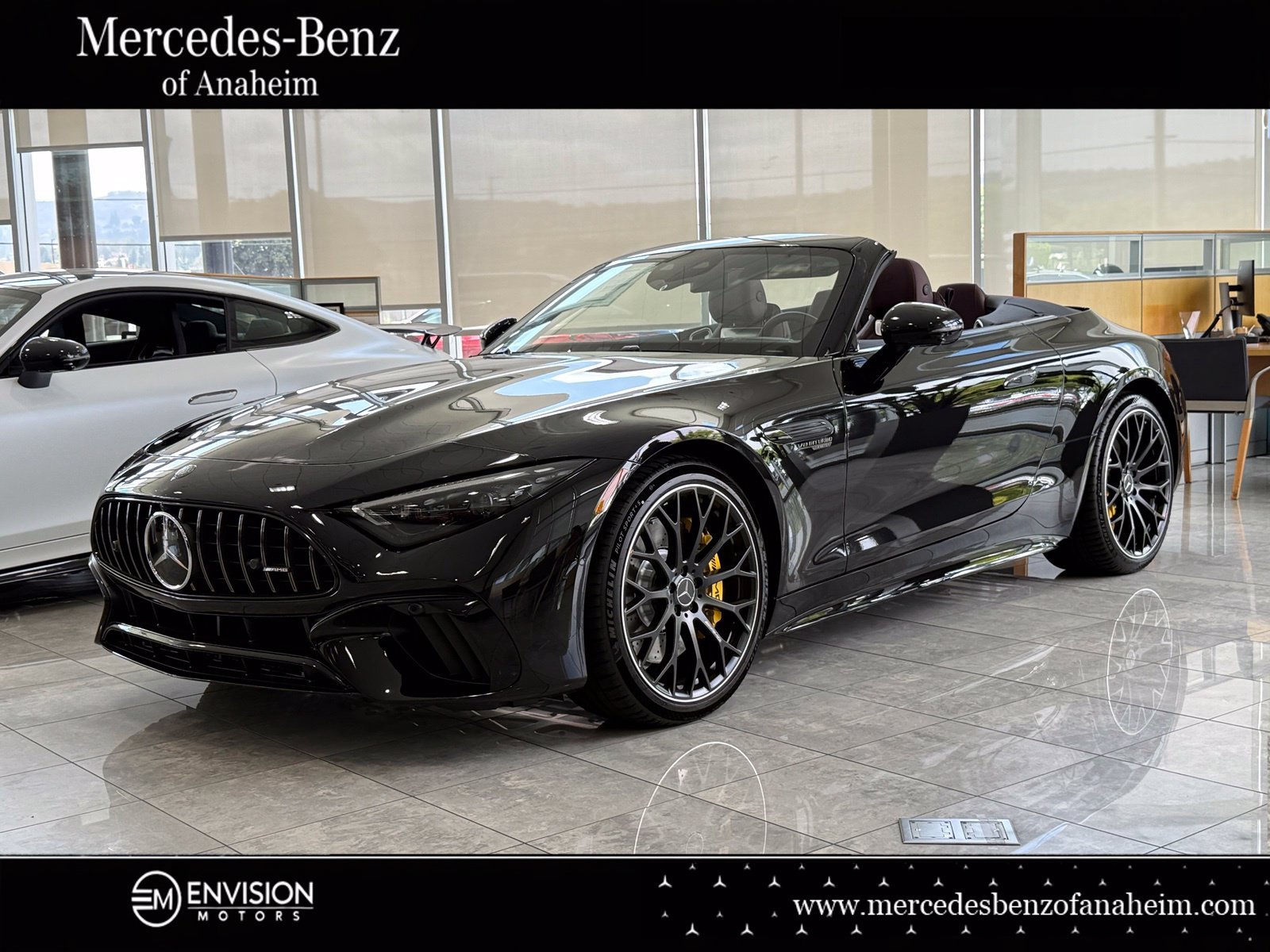 New 2027 Mercedes-Benz SL 63 AMG 4MATIC image 1