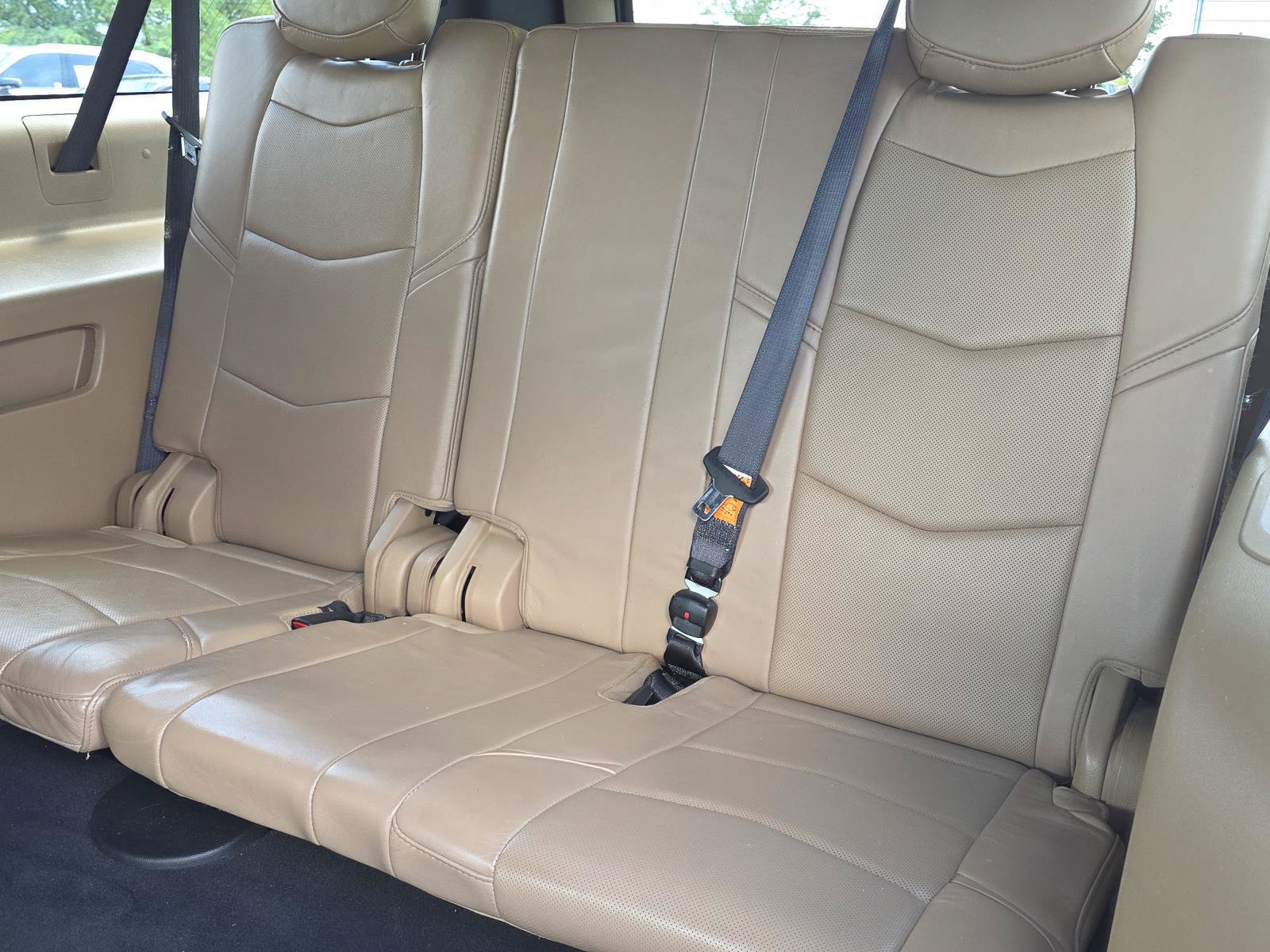 Used 2020 Cadillac Escalade ESV Platinum AWD/4WD image 28
