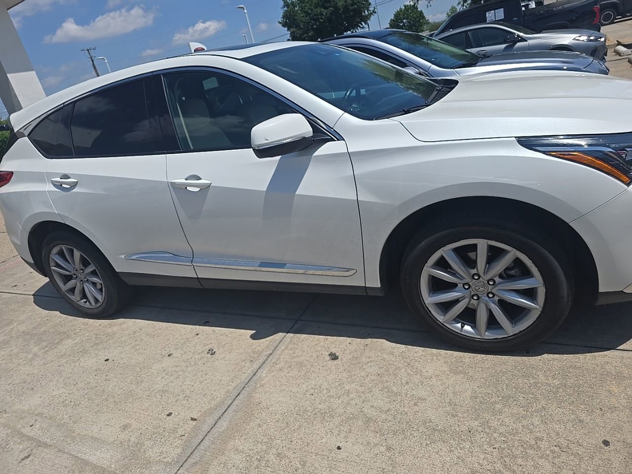 Used 2022 Acura RDX AWD image 3