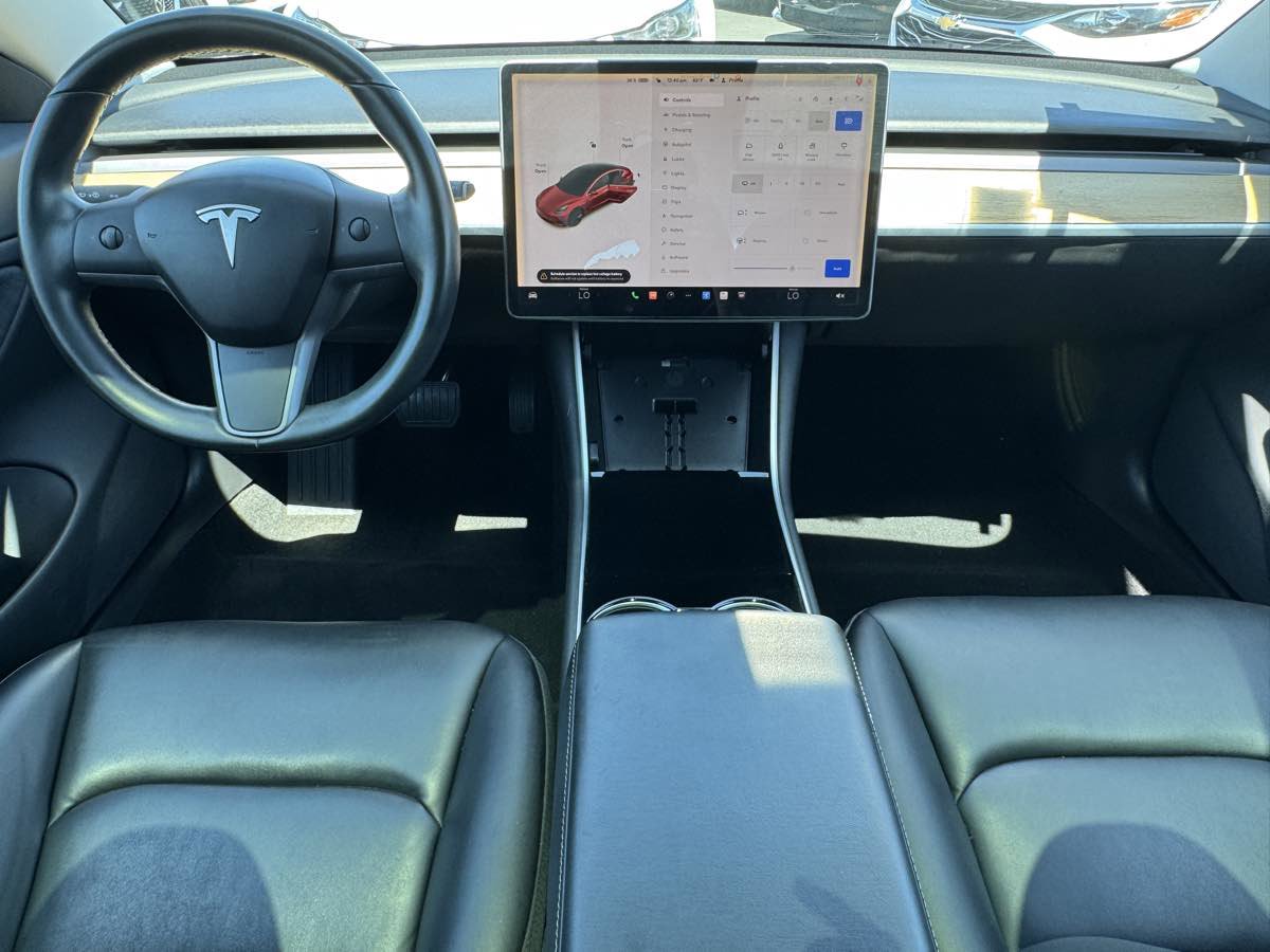 Used 2018 Tesla Model 3 Performance image 21