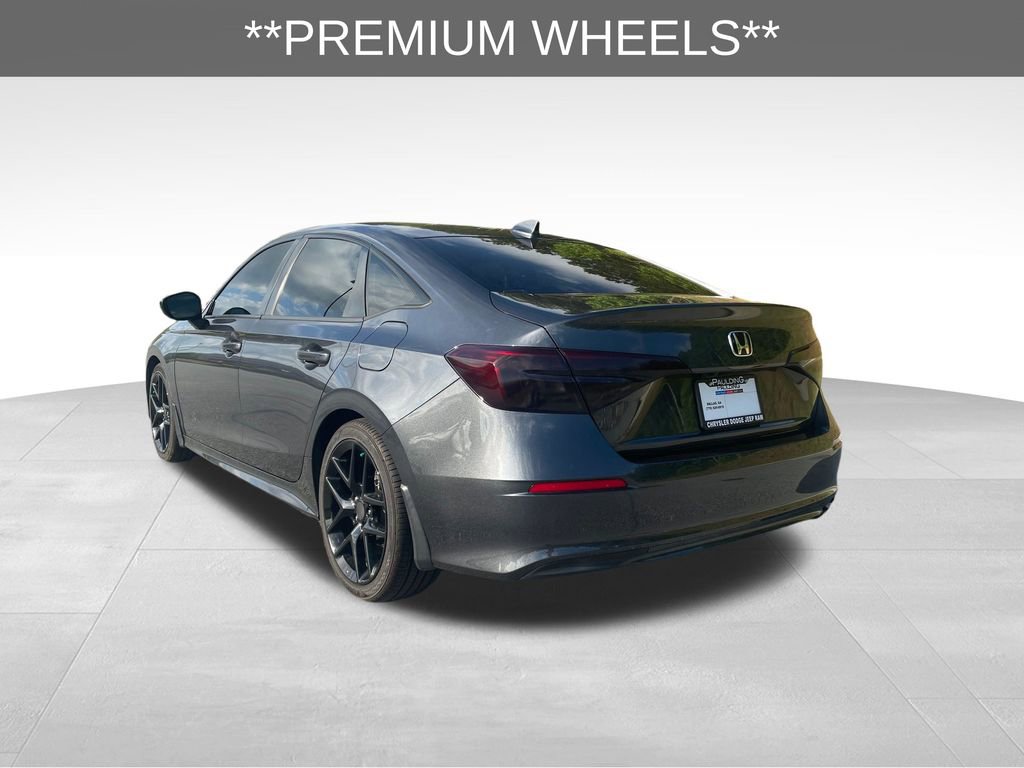 Used 2022 Honda Civic Sport image 8