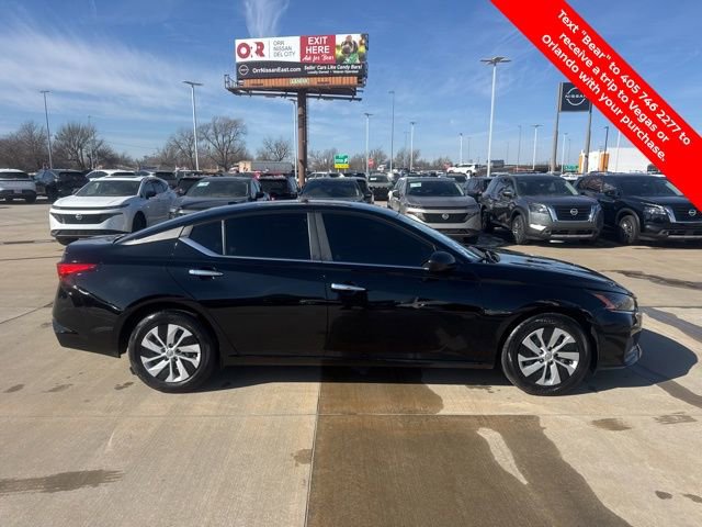 Certified 2025 Nissan Altima 2.5 S image 3