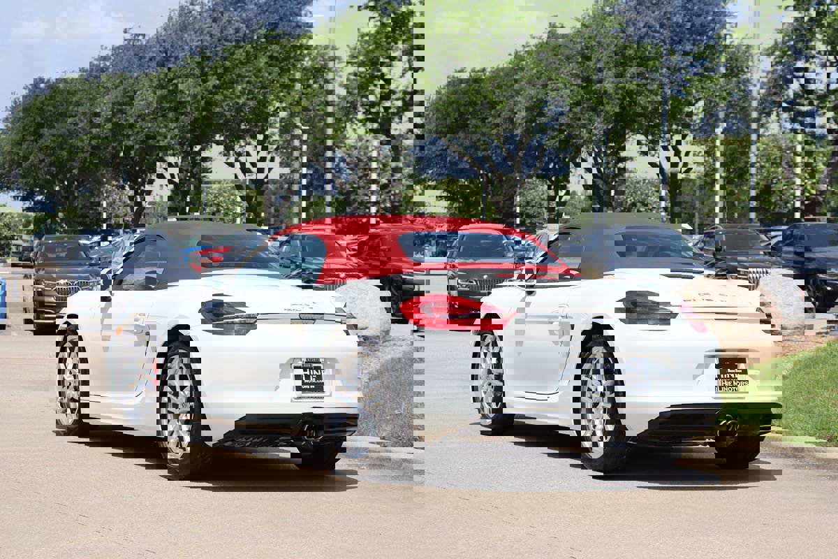 Used 2016 Porsche Boxster S image 40