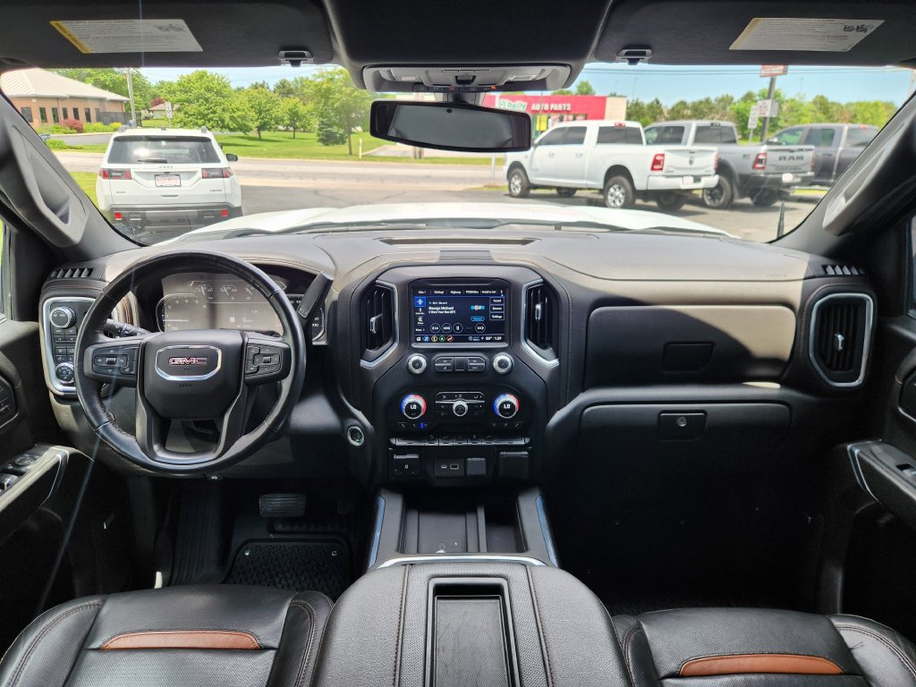 Used 2022 GMC Sierra 1500 AT4 w/ AT4 Preferred Package AWD/4WD image 18