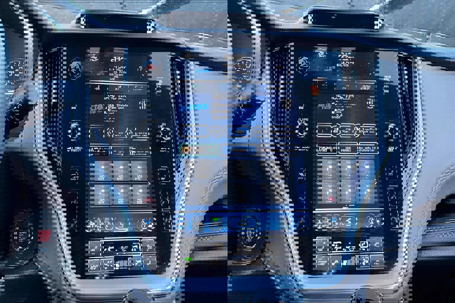 Used 2023 Subaru Outback Limited XT image 30