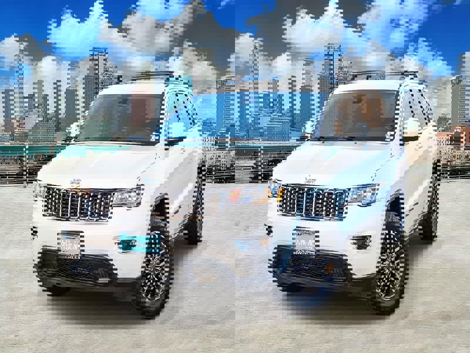 Used 2019 Jeep Grand Cherokee Laredo w/ Laredo X Package image 1