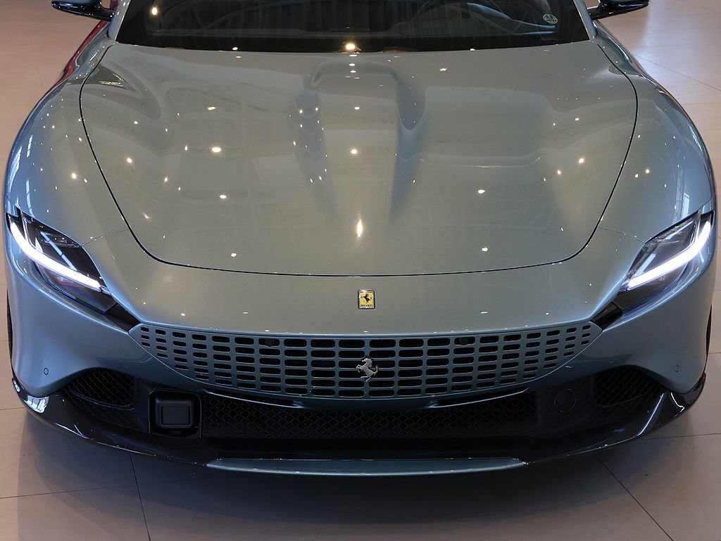 Certified 2024 Ferrari Roma Spider RWD image 34
