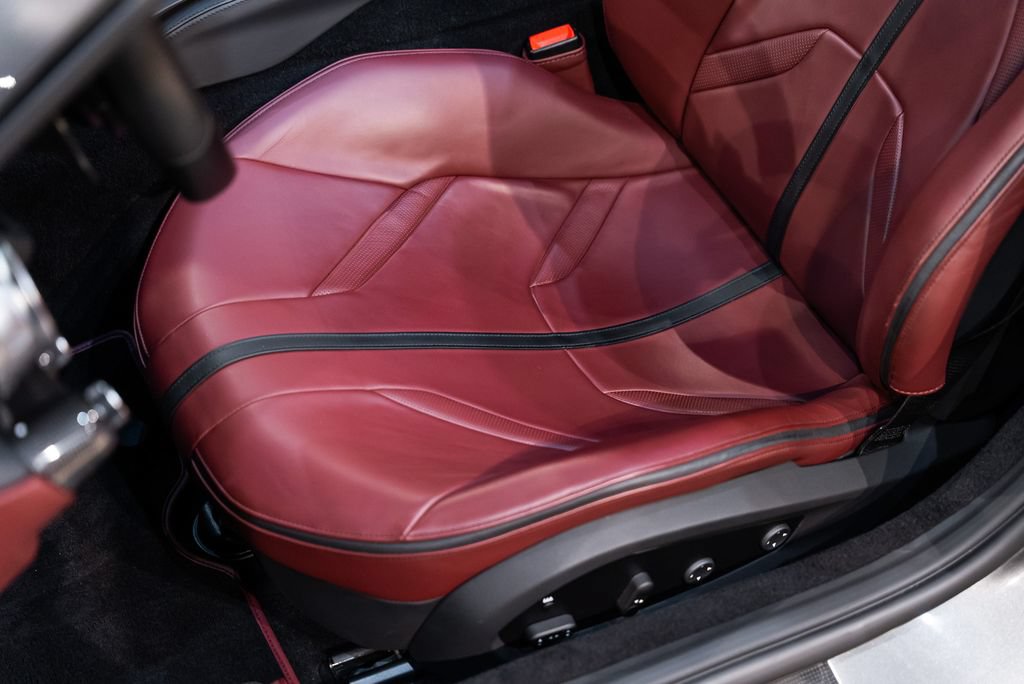 Certified 2023 Ferrari 812 GTS RWD image 27