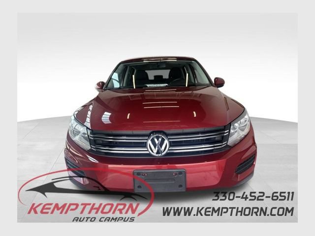 Used 2014 Volkswagen Tiguan S image 1