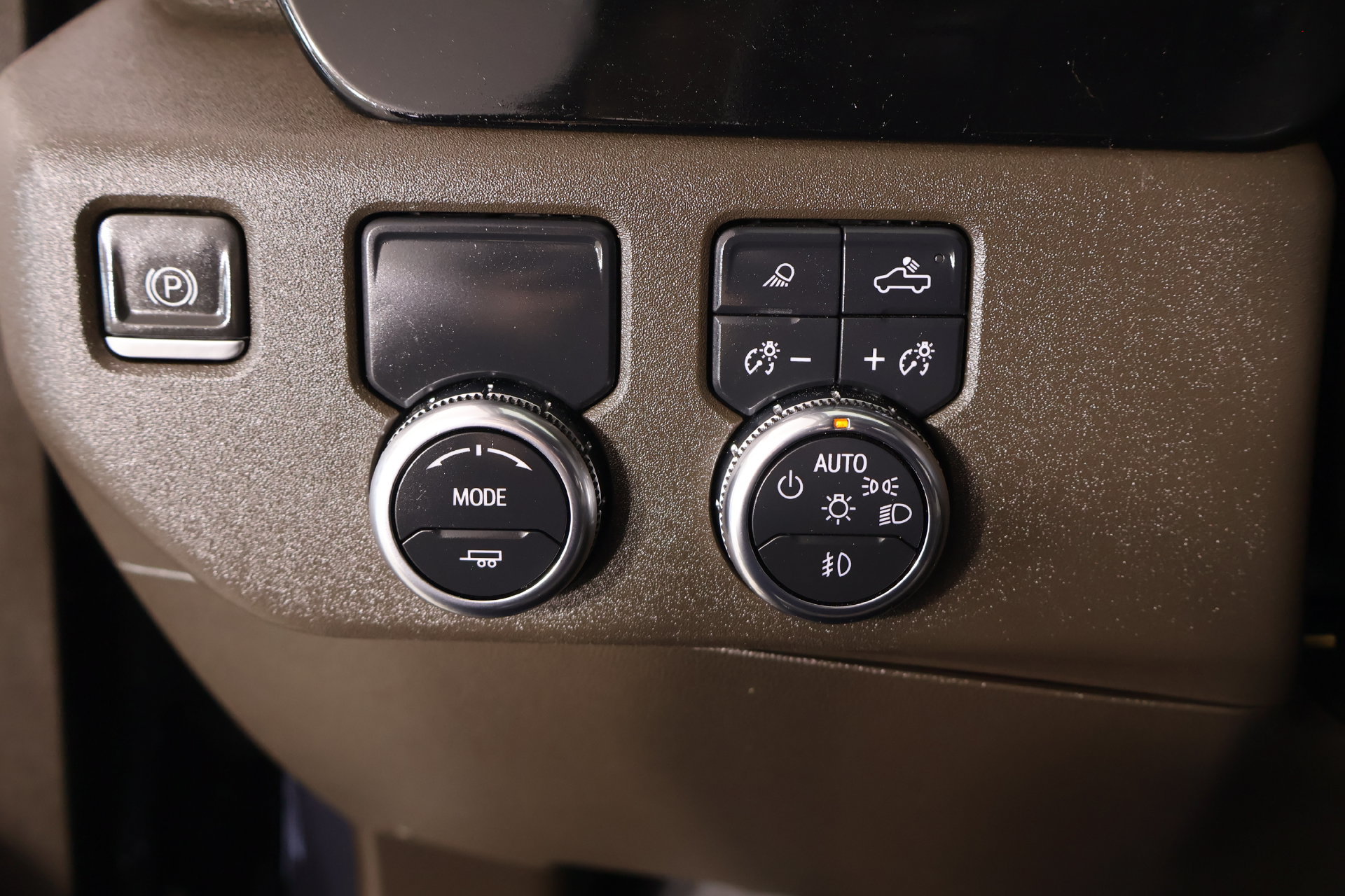 Used 2022 GMC Sierra 1500 SLT RWD image 8