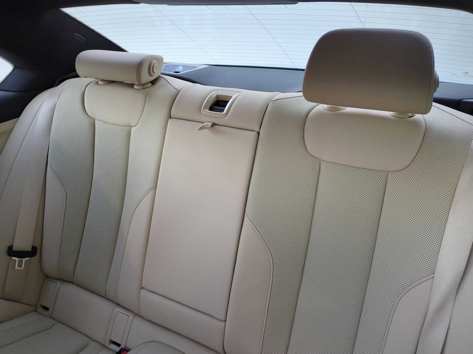 Certified 2023 BMW 230i Coupe w/ Premium Package image 30