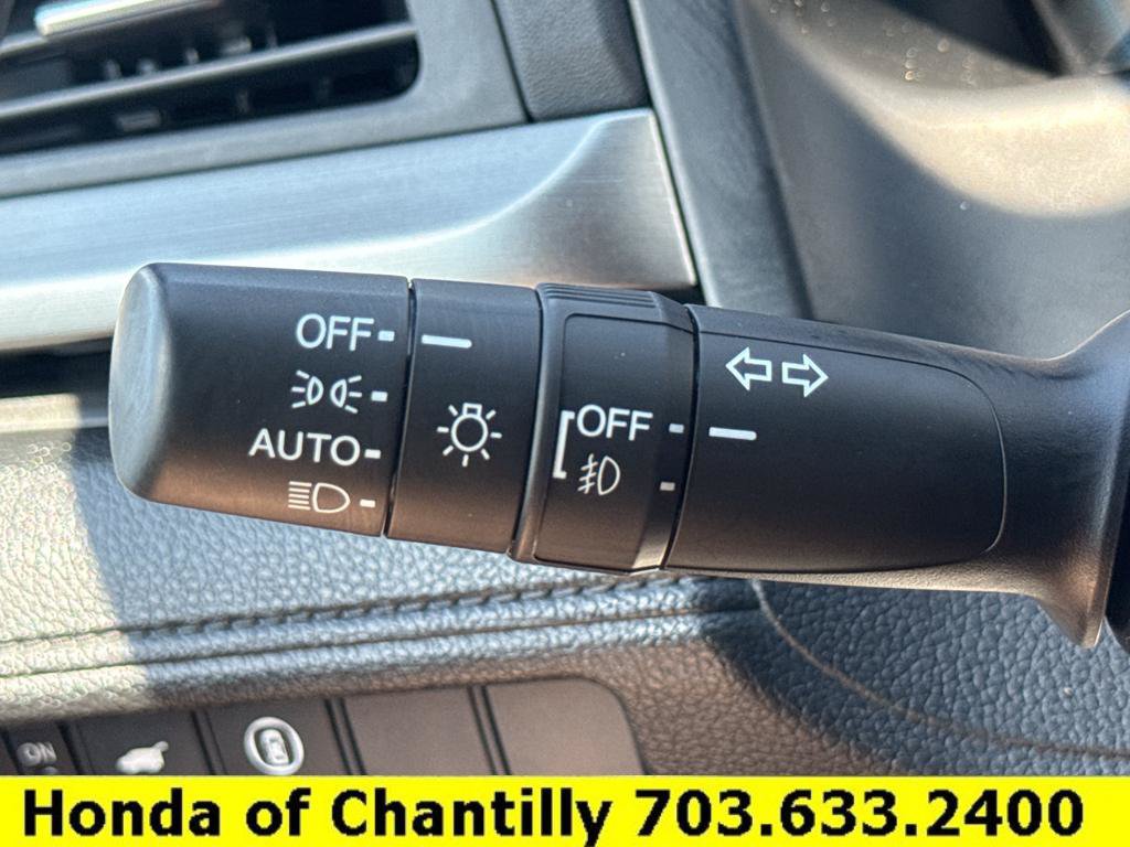 Certified 2023 Honda Odyssey Sport image 11