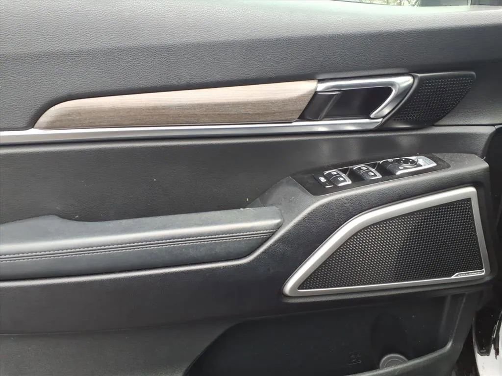 Used 2020 Kia Telluride EX w/ EX Premium Package image 23