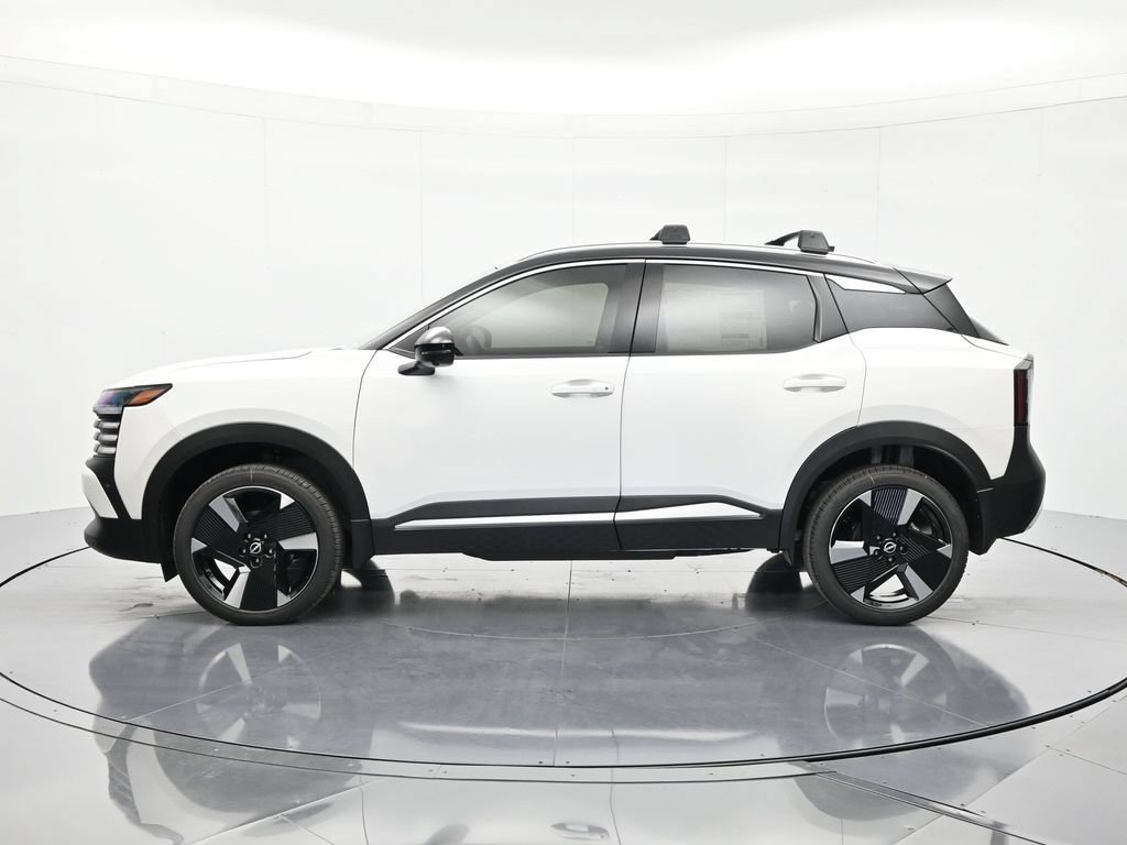 New 2026 Nissan Kicks SR w/ Cold Weather Package FWD image 8