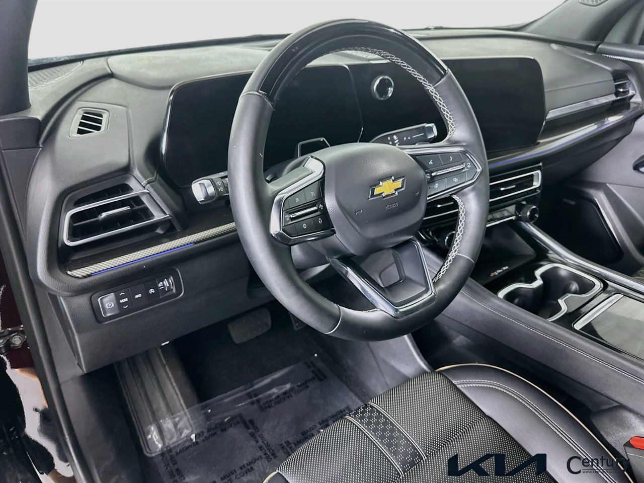 Used 2025 Chevrolet Traverse High Country AWD/4WD image 9