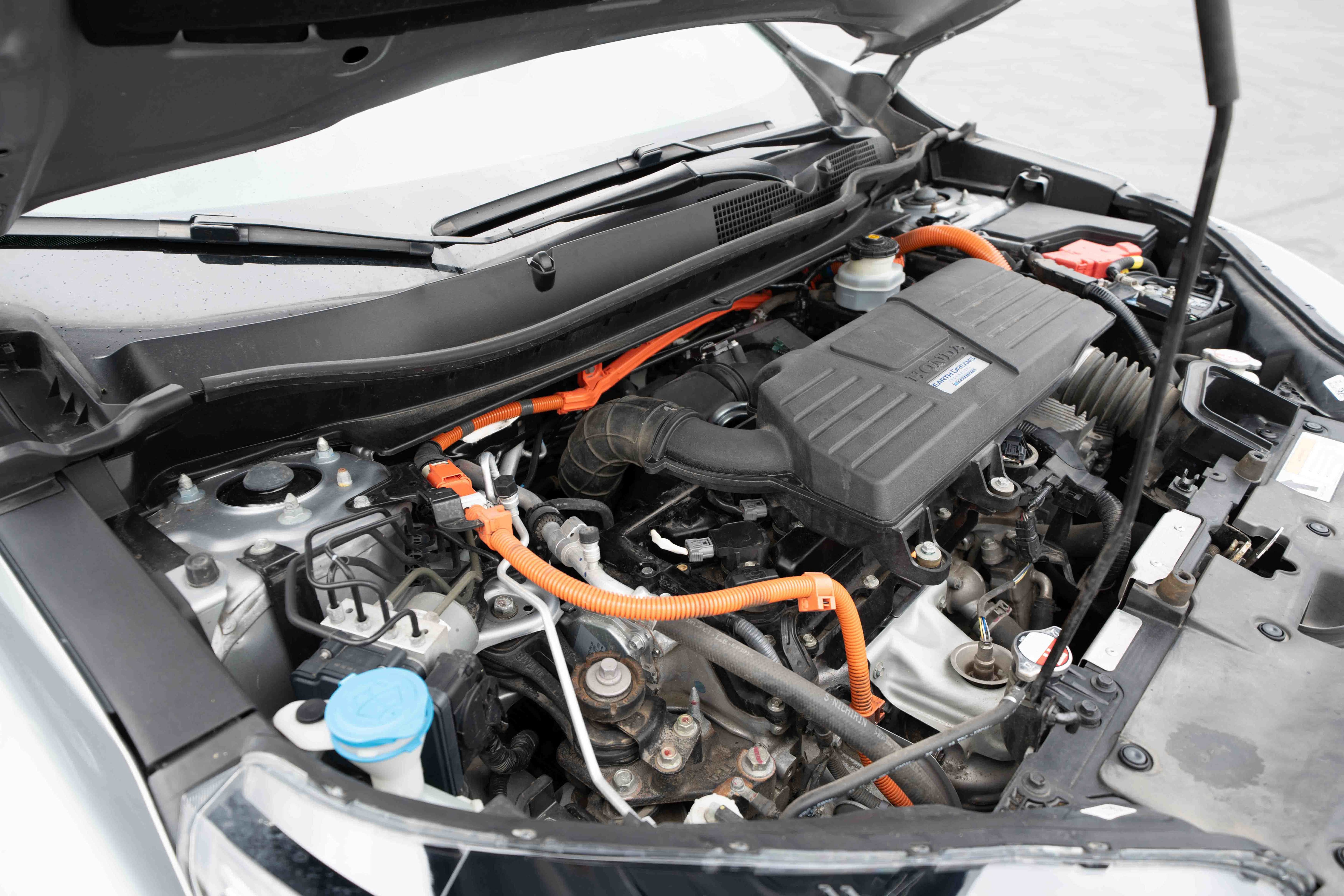 Used 2020 Honda CR-V Touring image 32