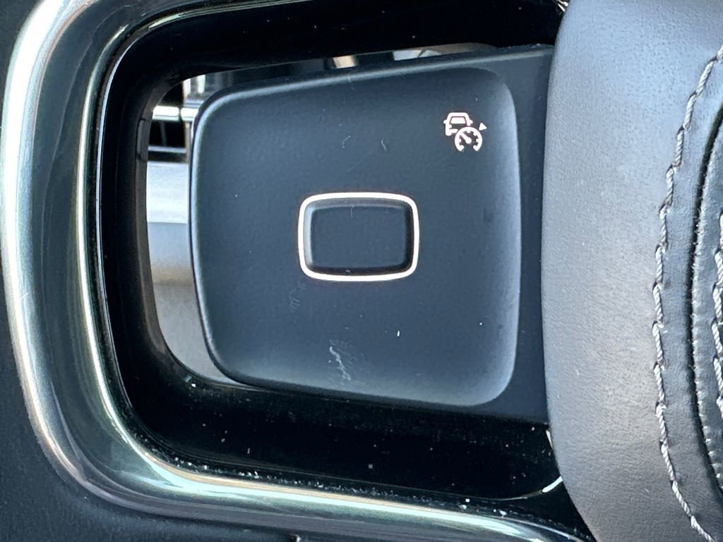 Used 2025 Lincoln Navigator Reserve image 28