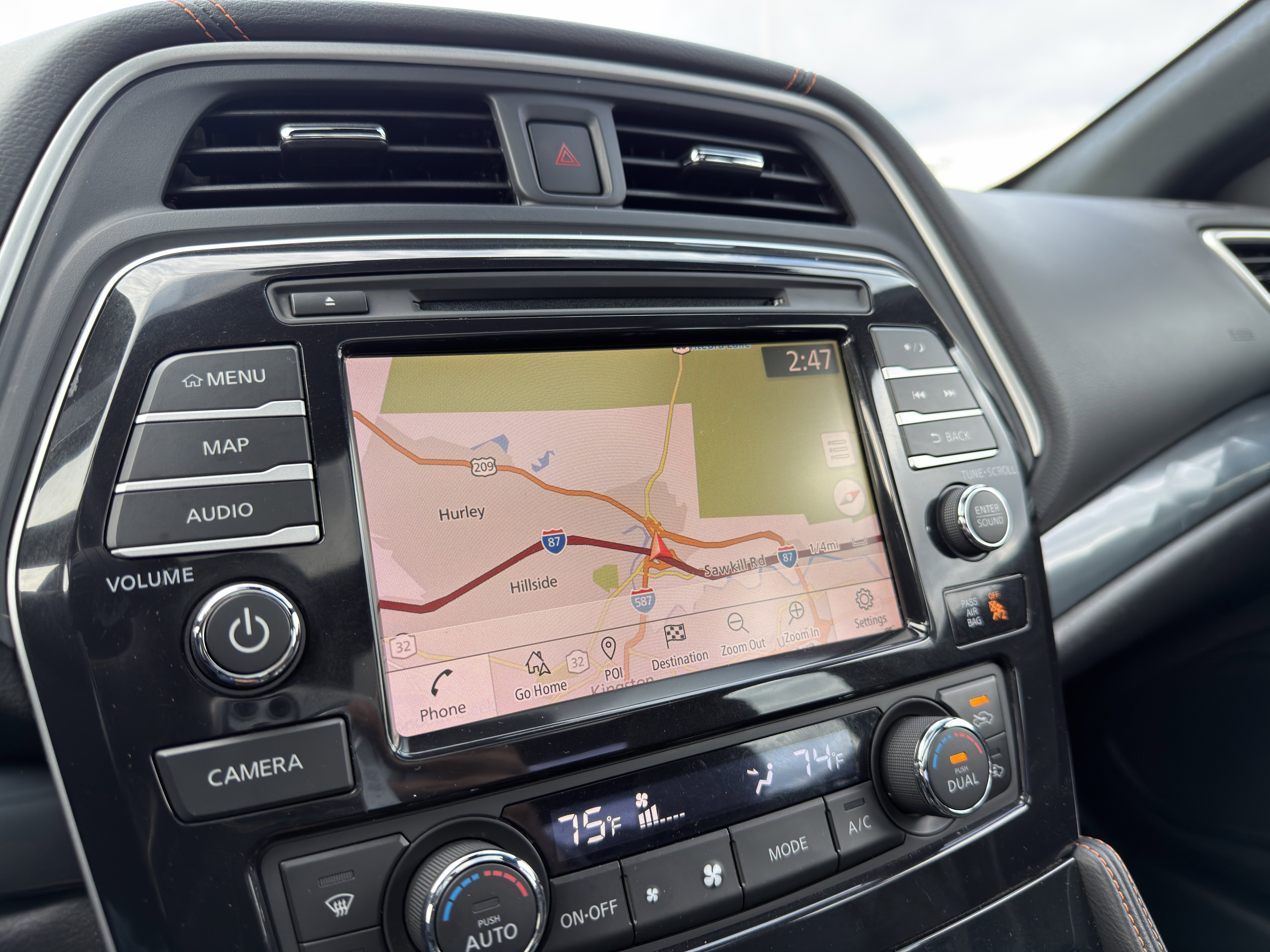 Used 2019 Nissan Maxima SR w/ Premium Package image 19