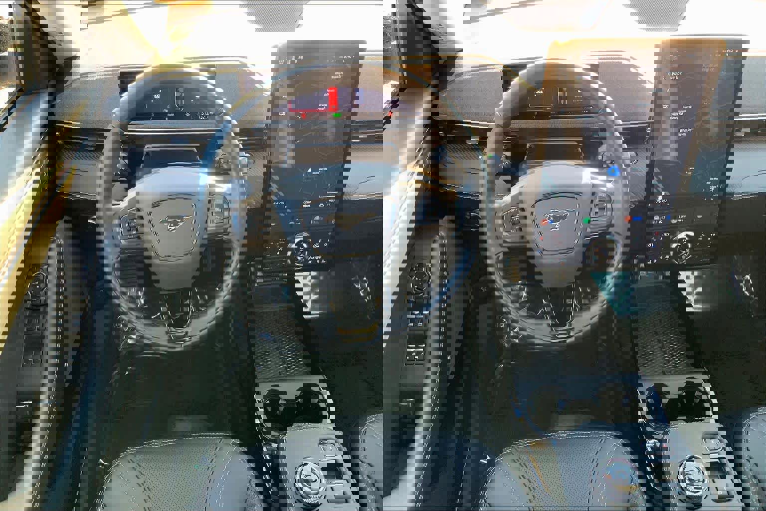 Certified 2021 Ford Mustang Mach-E Premium image 5