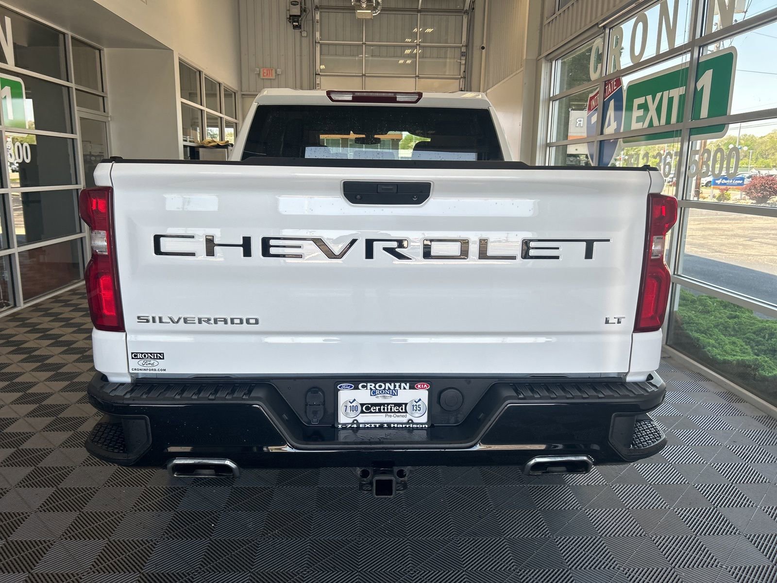 Used 2022 Chevrolet Silverado 1500 LT Trail Boss w/ Bed Protection Package AWD/4WD image 6
