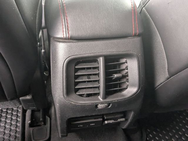 Used 2019 Jeep Cherokee Trailhawk AWD/4WD image 22