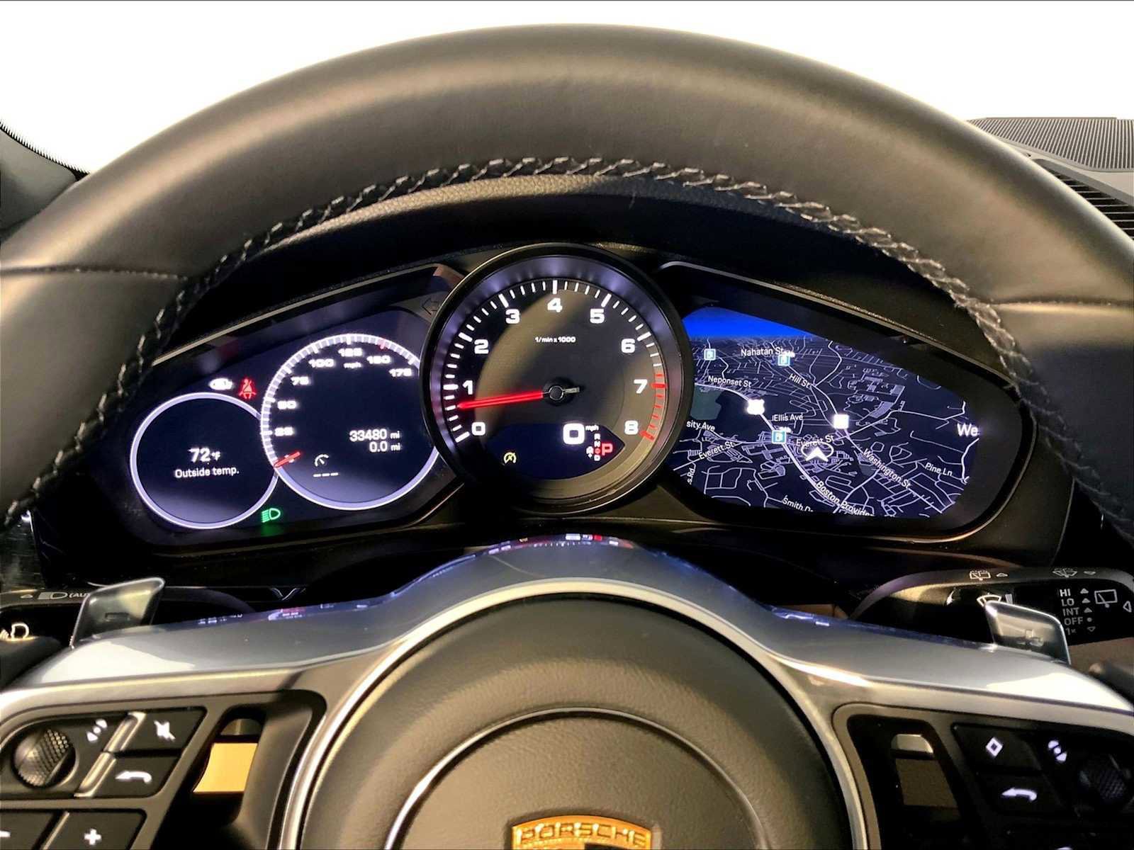Certified 2023 Porsche Cayenne Platinum Edition AWD/4WD image 29