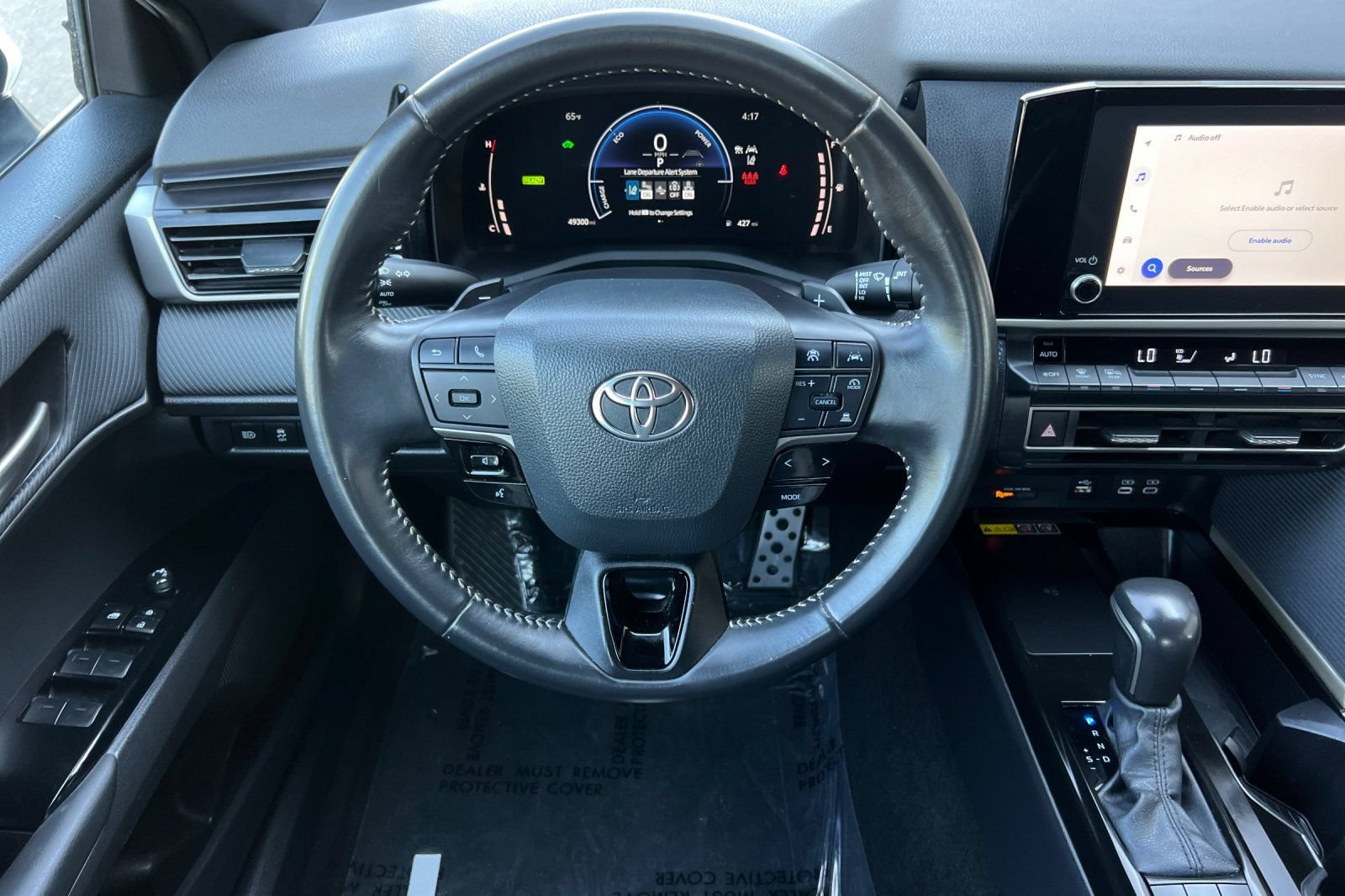 Certified 2025 Toyota Camry SE FWD image 17