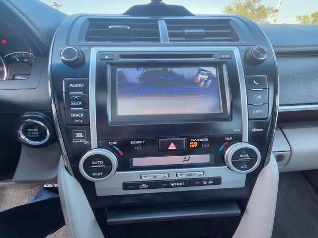 Used 2012 Toyota Camry XLE FWD image 15