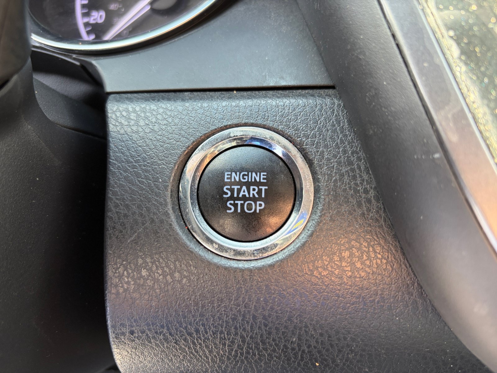 Used 2019 Toyota Camry SE w/ Audio Package FWD image 20