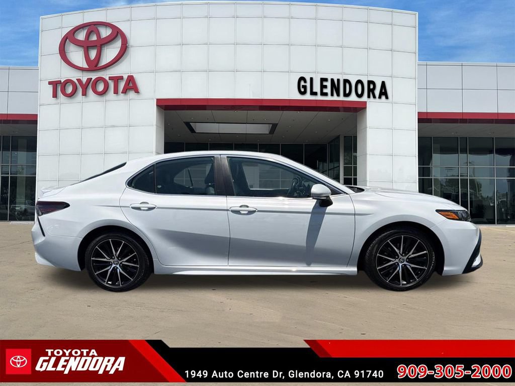Certified 2022 Toyota Camry SE w/ Audio Upgrade Package FWD image 12