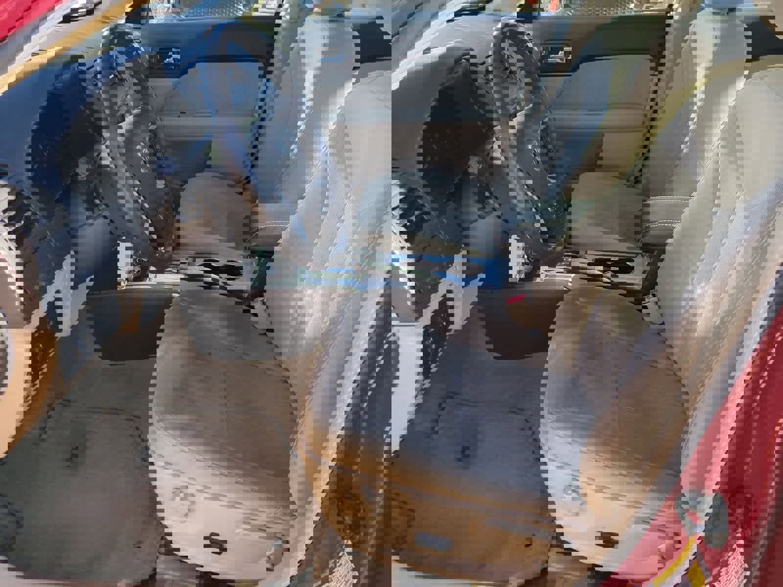 Used 2010 Mercury Milan image 16