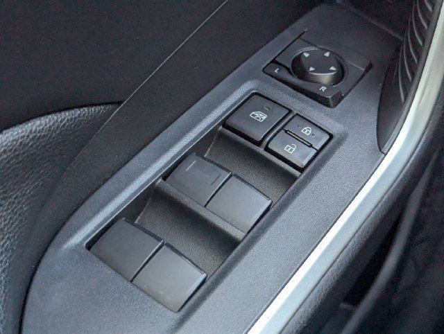 Certified 2025 Toyota RAV4 LE AWD/4WD image 22