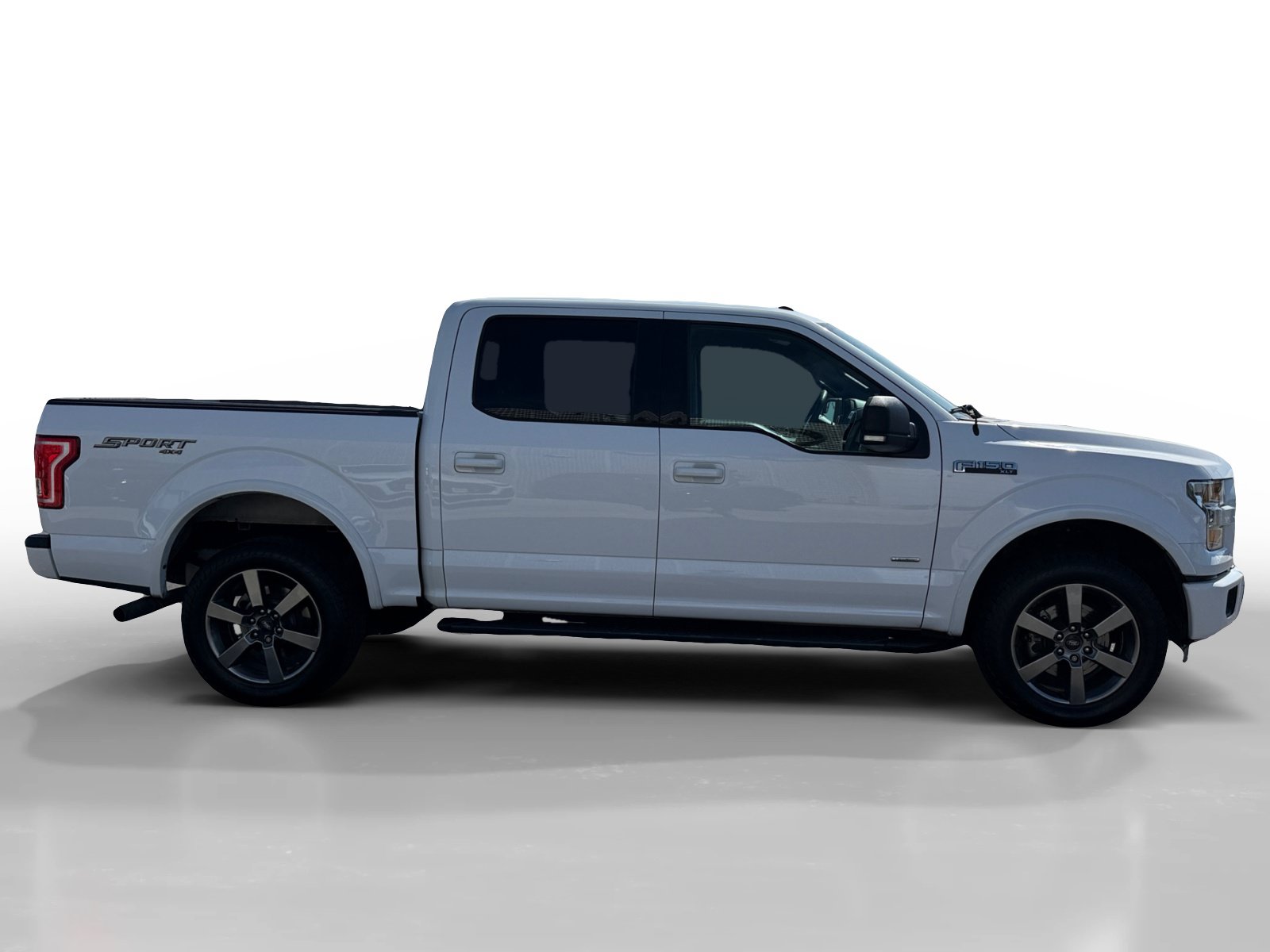Used 2016 Ford F150 XLT w/ Equipment Group 302A Luxury AWD/4WD image 6
