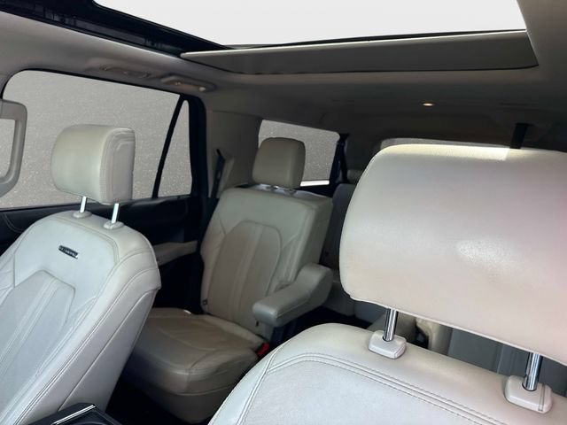 Used 2020 Ford Expedition Max Platinum RWD image 19