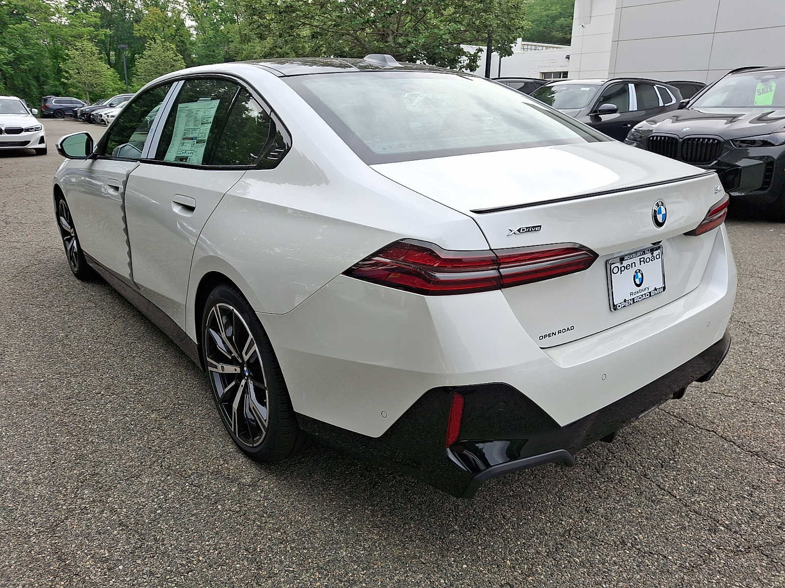New 2027 BMW 540i xDrive w/ Executive Package AWD/4WD image 3