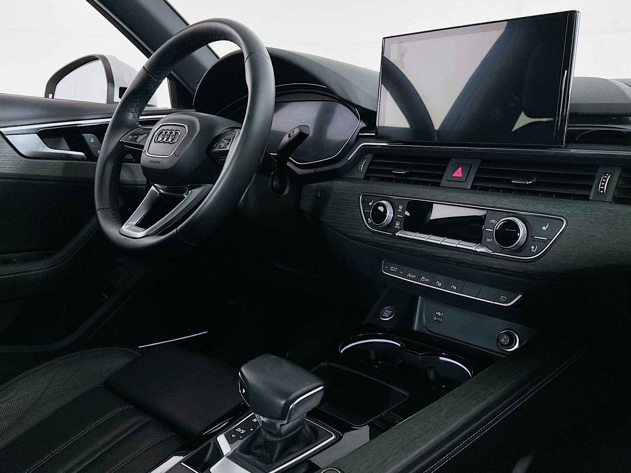 Used 2024 Audi A4 2.0T Prestige w/ Prestige Package image 29