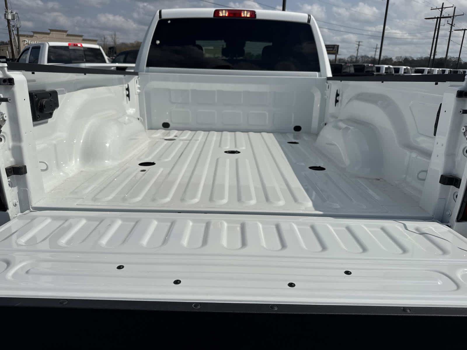 New 2026 RAM 2500 Big Horn AWD/4WD image 7