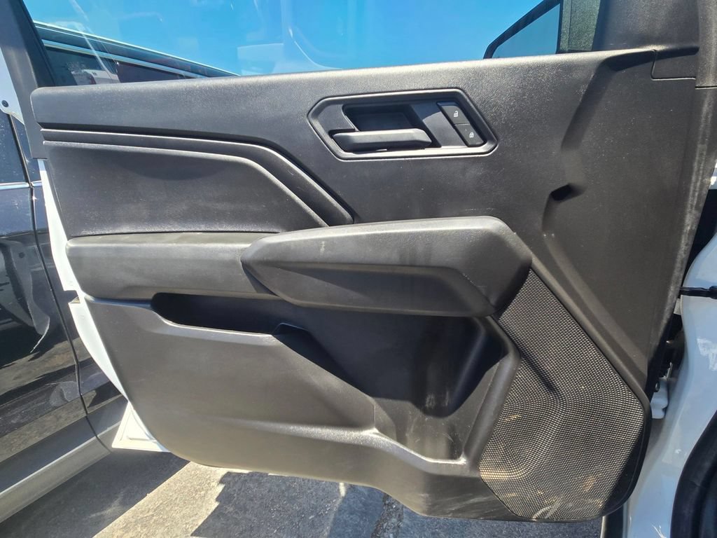 Used 2025 Chevrolet Colorado W/T AWD/4WD image 14