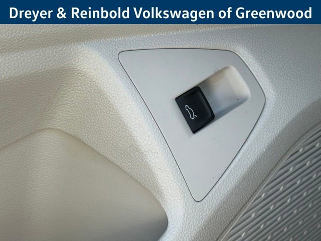 New 2026 Volkswagen Jetta SE FWD image 24