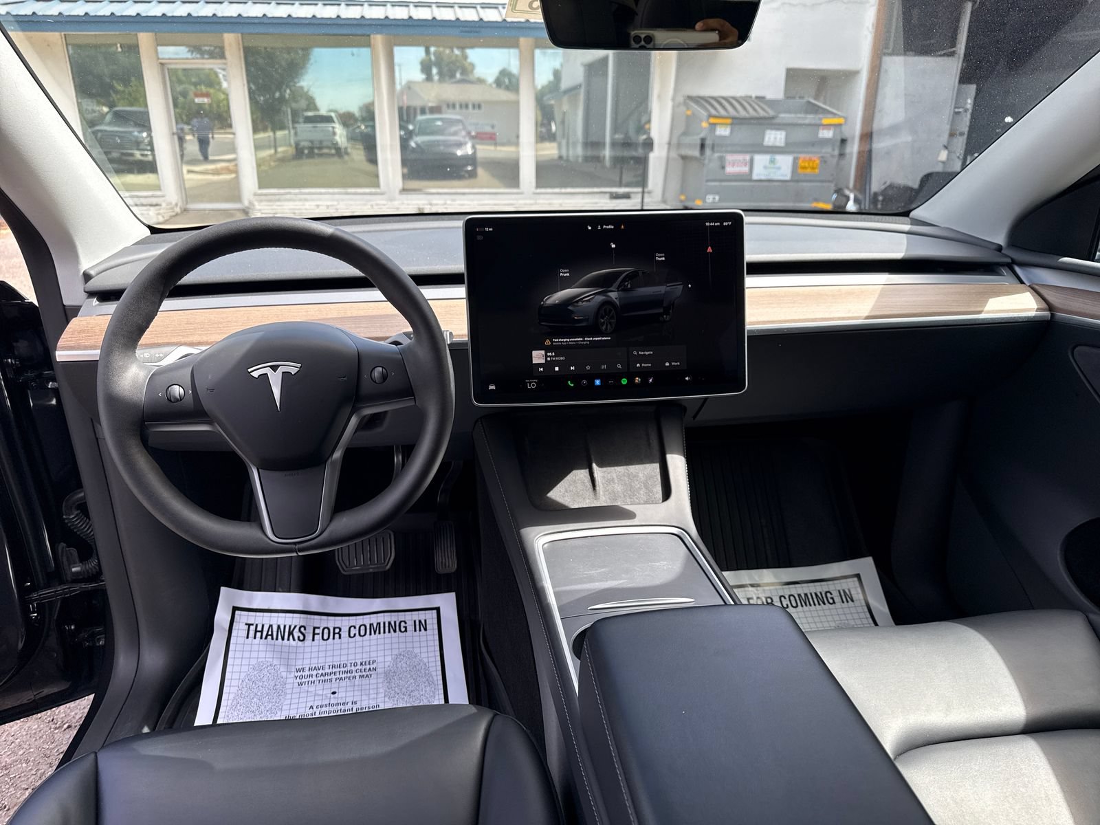 Used 2024 Tesla Model Y Long Range AWD/4WD image 12