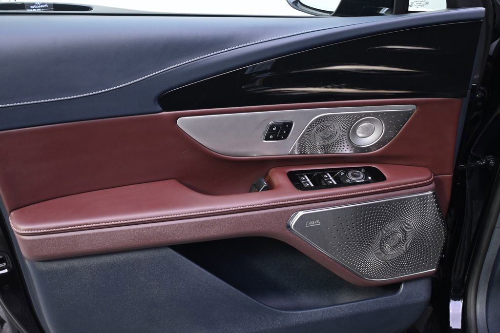 New 2026 Lincoln Nautilus Black Label image 22