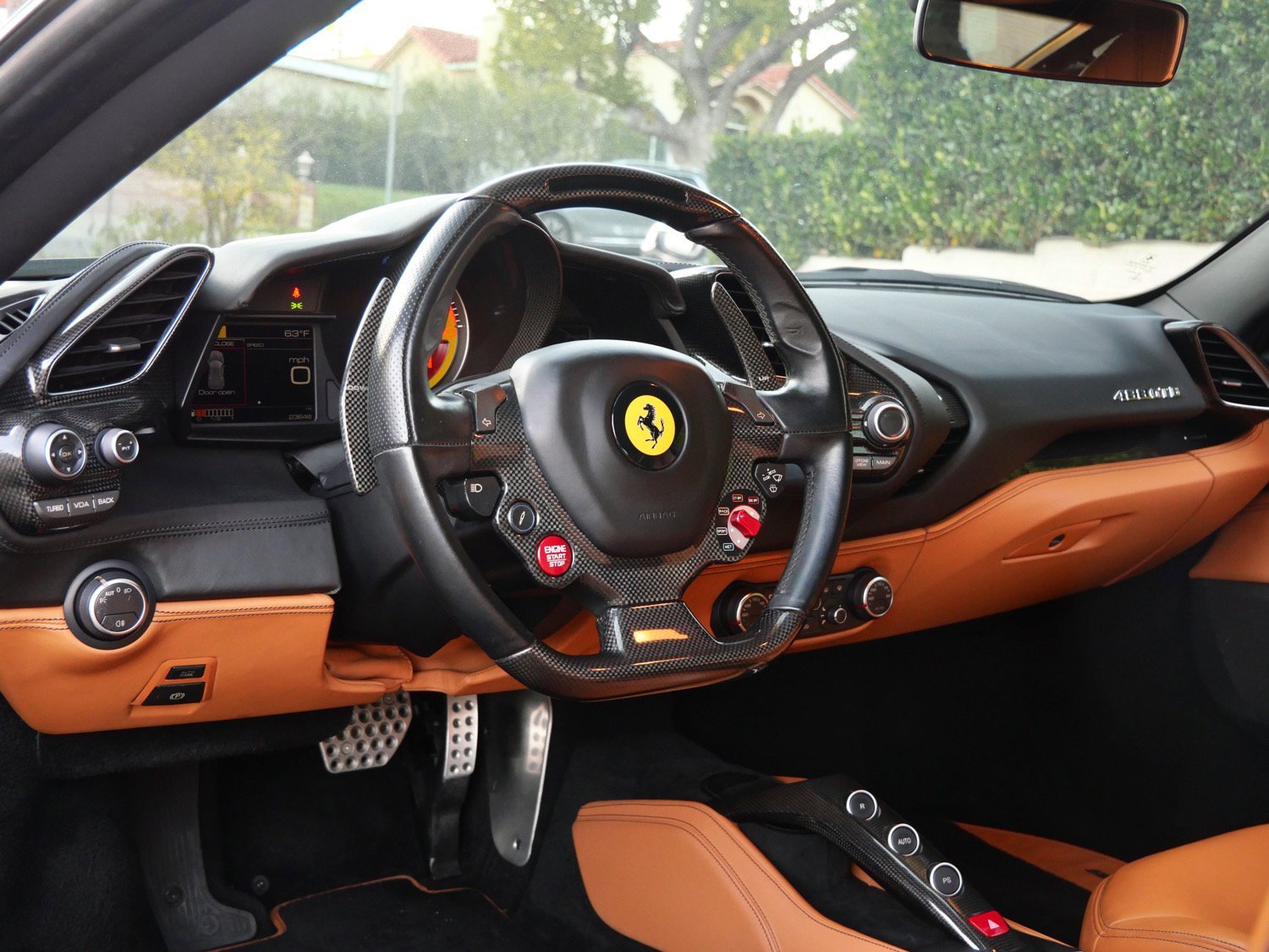 Used 2016 Ferrari 488 GTB image 10