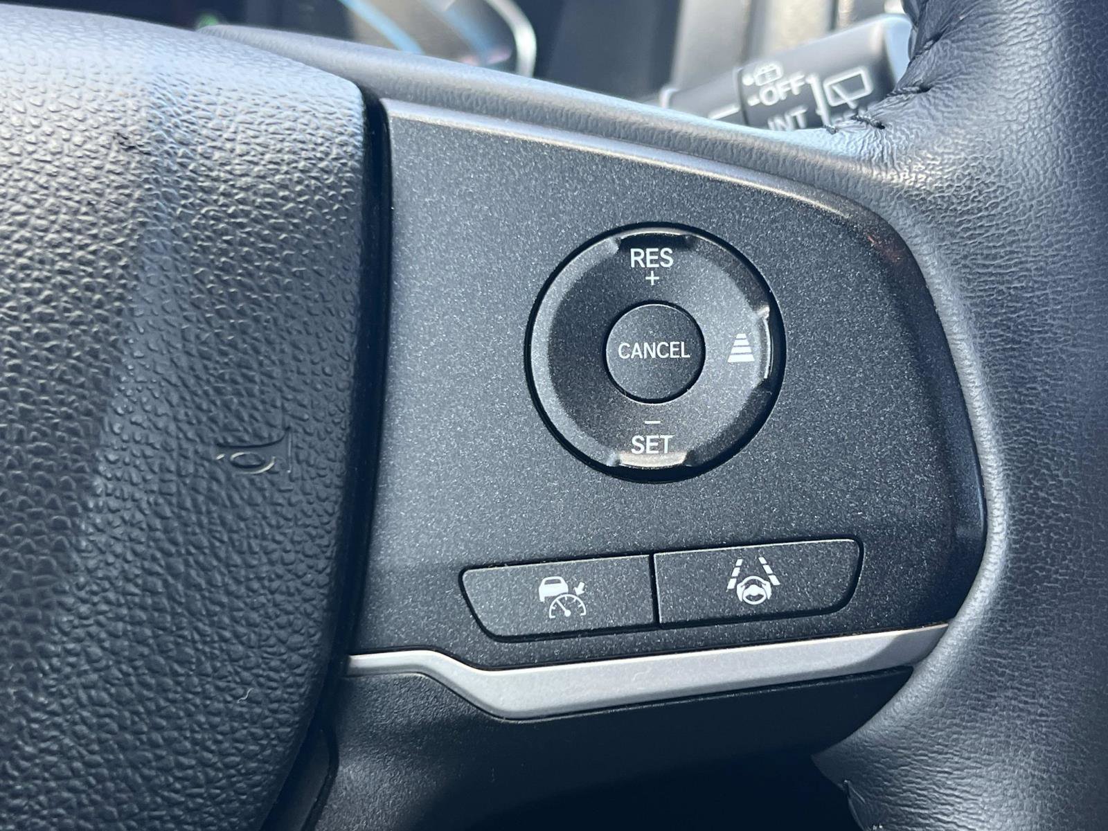 Used 2024 Honda Odyssey EX-L image 10