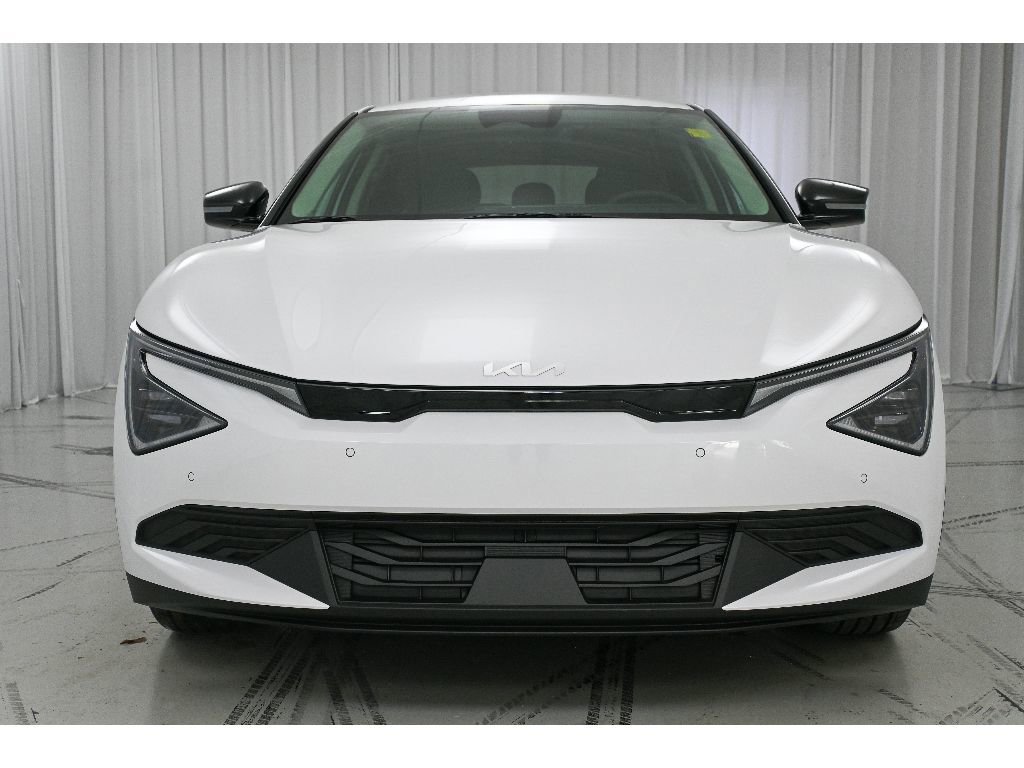 New 2025 Kia EV6 Light image 3