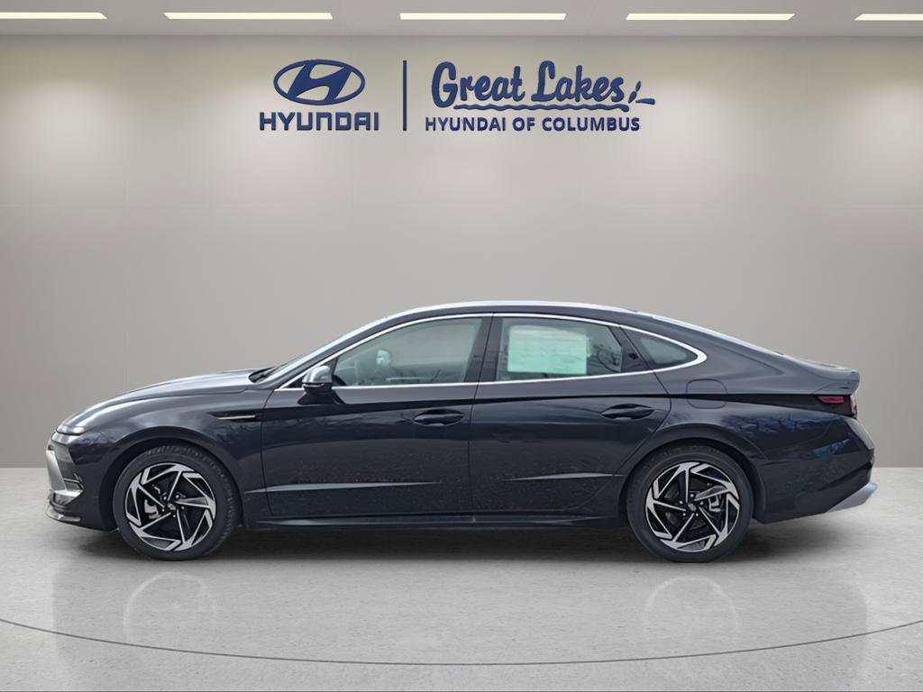 New 2026 Hyundai Sonata SEL FWD image 2