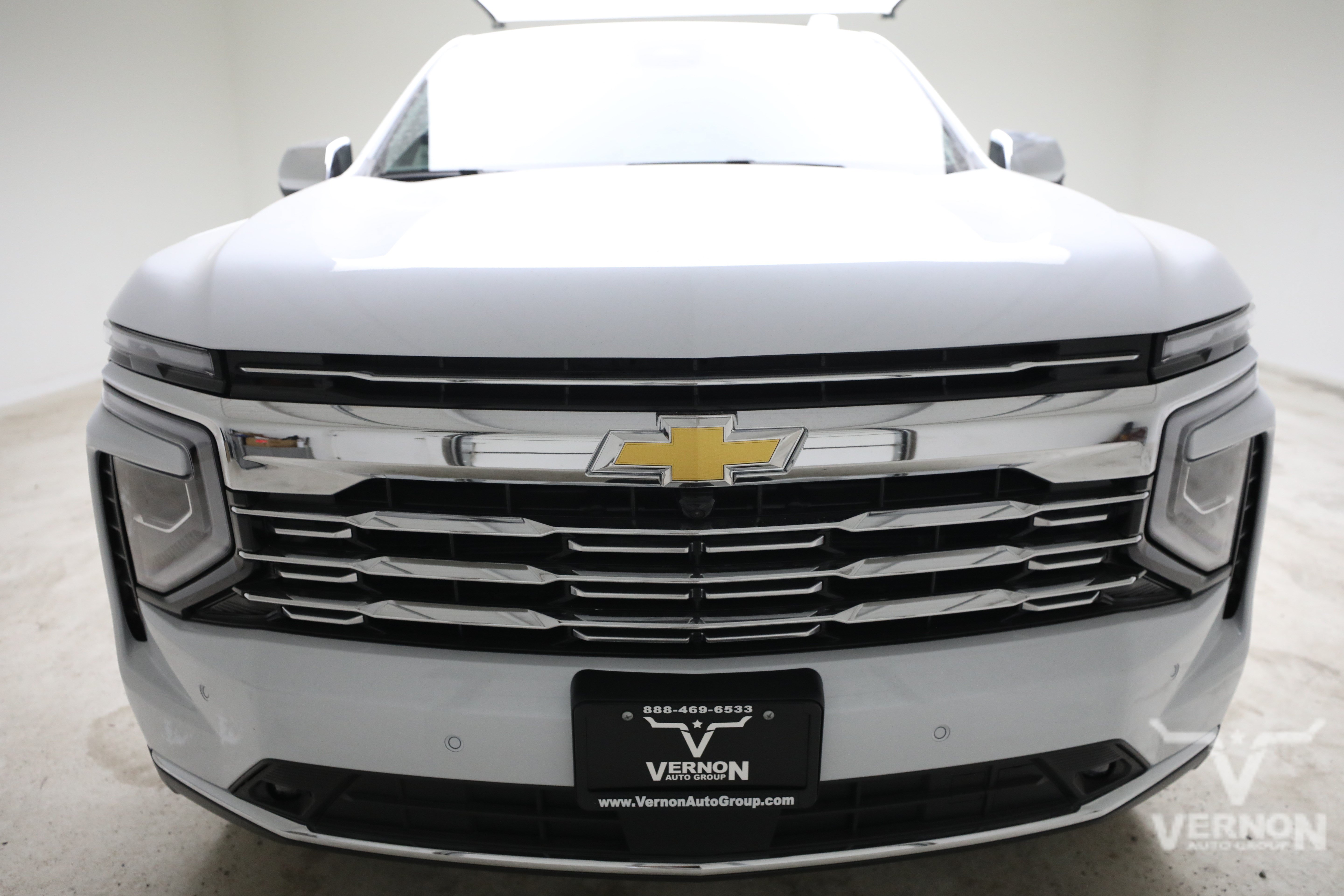 New 2026 Chevrolet Tahoe Premier w/ Sun And Tow Package AWD/4WD image 8