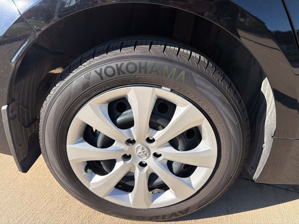 Certified 2024 Toyota Corolla LE FWD image 14