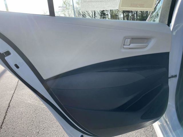 Used 2024 Toyota Corolla LE image 15