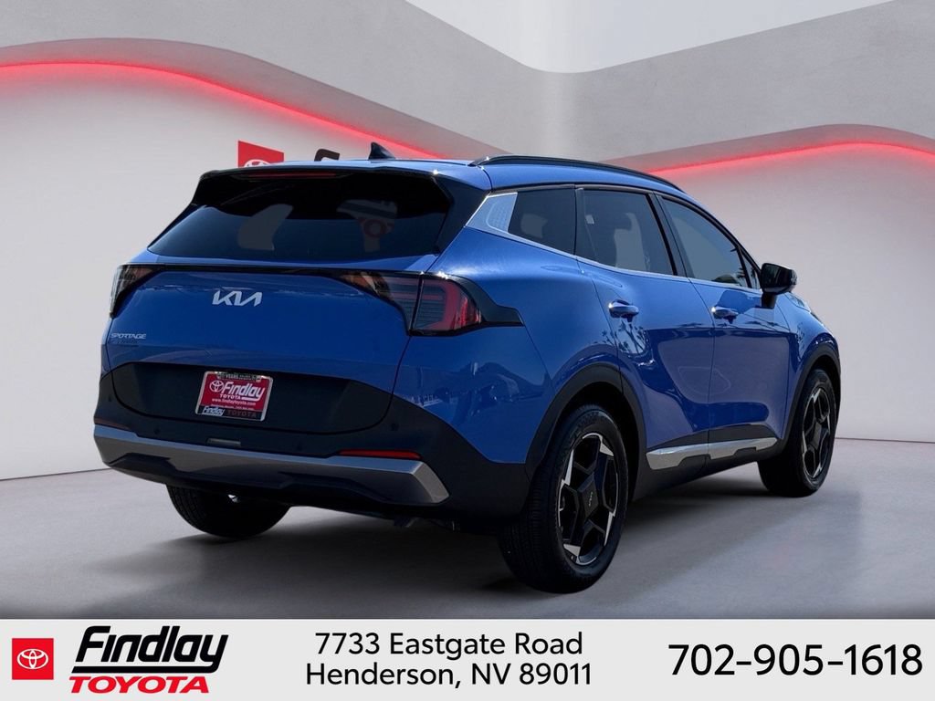 Used 2026 Kia Sportage EX w/ EX Panorama Roof Package FWD image 3
