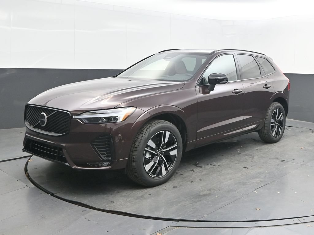 New 2026 Volvo XC60 B5 Core w/ Climate Package AWD/4WD image 1